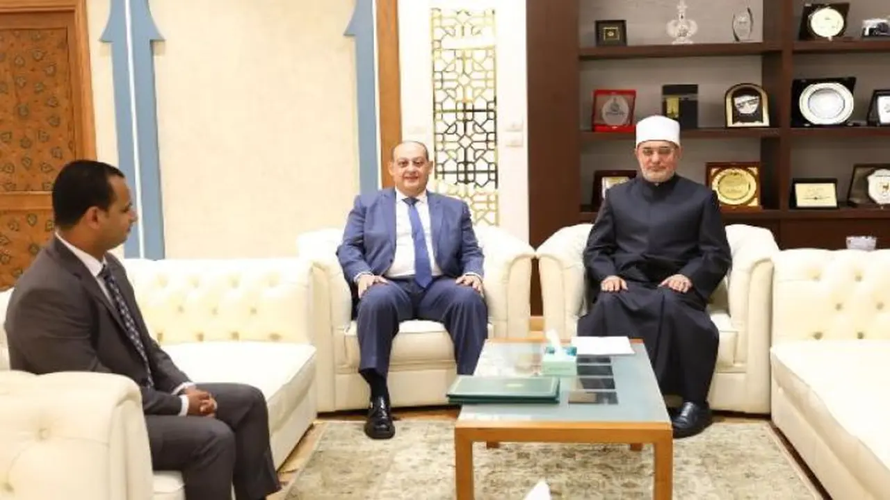 مفتي الجمهورية يسلط الضوء على التعاون مع “الخارجية” لنشر الوسطية المصرية